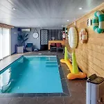 Maison Avec Piscine Interieure Feriehus Ayherre