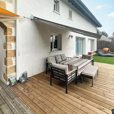 Maison Avec Piscine Interieure Ferienhaus