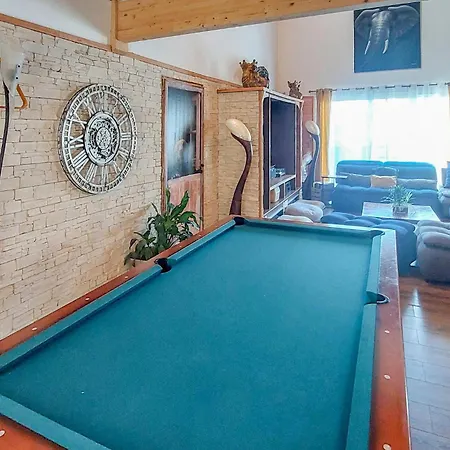 Maison Avec Piscine Interieure *