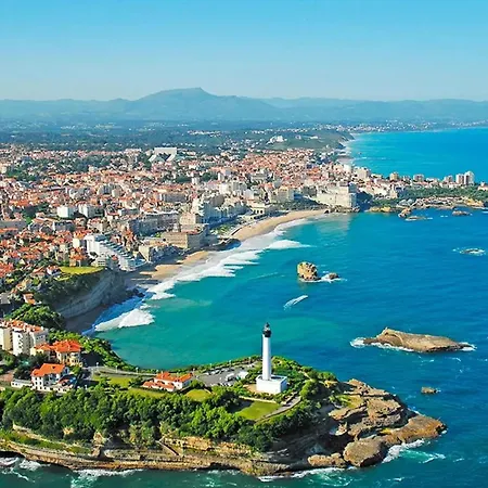 Prázdninový dům Maison Avec Piscine Interieure Ayherre