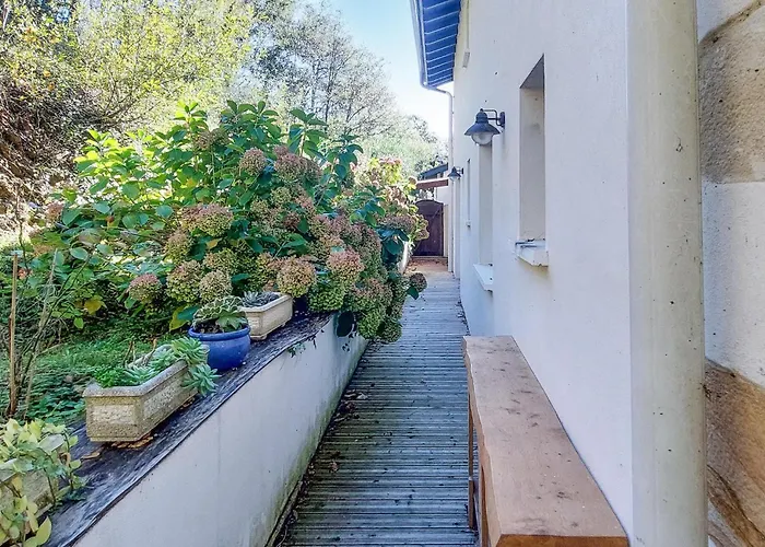 Maison Avec Piscine Interieure *