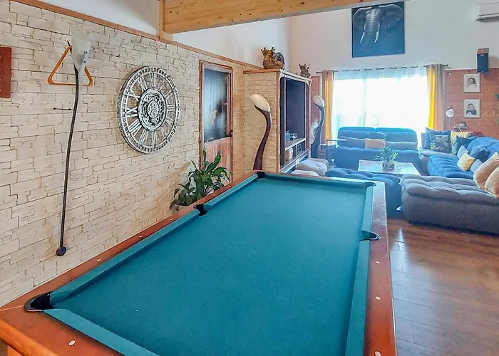 Maison Avec Piscine Interieure *